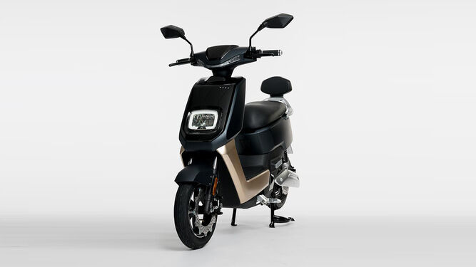 La startup NEXT Electric Motors entrega las primeras unidades de su moto eléctrica Next NX1