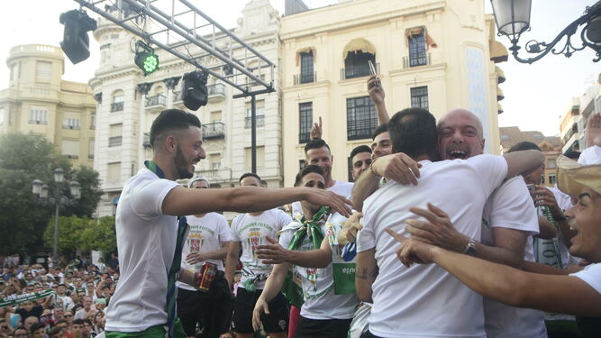 Las fotos de la fiesta del ascenso del C&oacute;rdoba CF Futsal en las Tendillas.