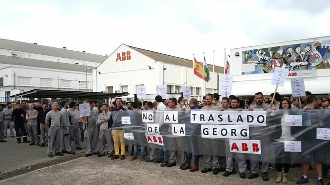 Una de las concentraciones de los trabajadores de ABB realizadas el pasado año.