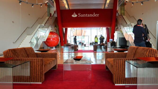 Oficinas centrales del Banco  de Santander en Madrid.