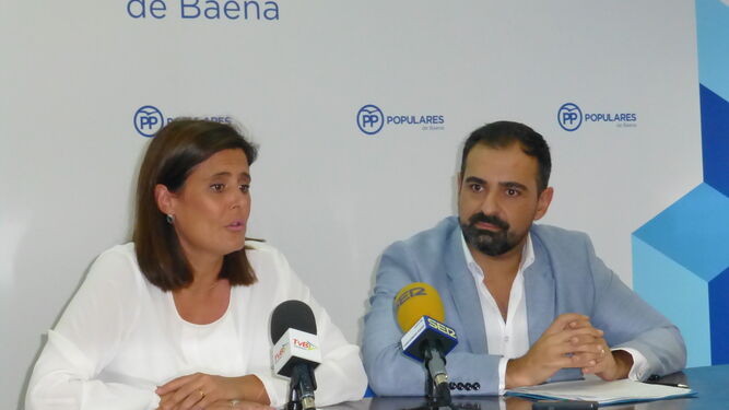 Cristina Piernagorda y Félix Romero, durante la rueda de prensa.