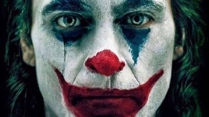 El actor Joaquin Phoenix caracterizado como Joker