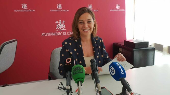 La portavoz municipal del PSOE en el Ayuntamiento, Isabel Ambrosio.
