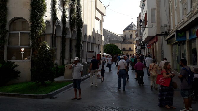 Actividad en el centro de Lucena, la más poblada de Córdoba y la número 11 en renta.