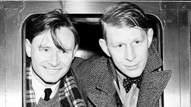 Christopher Isherwood y su íntimo amigo el gran poeta W.H. Auden.
