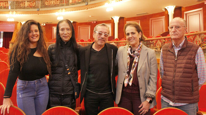Ana Latorre, Shoji Kojima, Javier Latorre, Blanca Torrent y Alfonso Zamorano en el Gran Teatro de Córdoba.