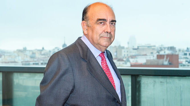 Luis Isasi Fernández de Bobadilla, presidente no ejecutivo de Santander España