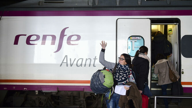 Consulta los trenes de Renfe cancelados el viernes 20 de diciembre para no quedarte en tierra.