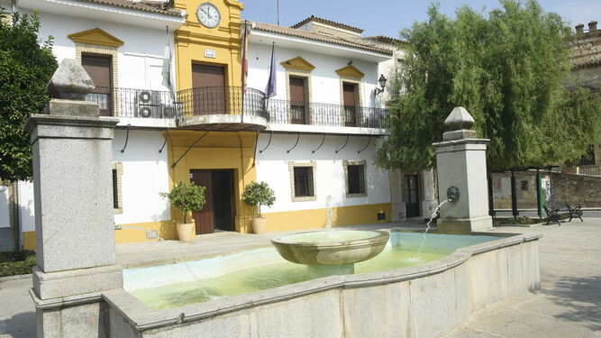 Fachada del Ayuntamiento de Santaella.