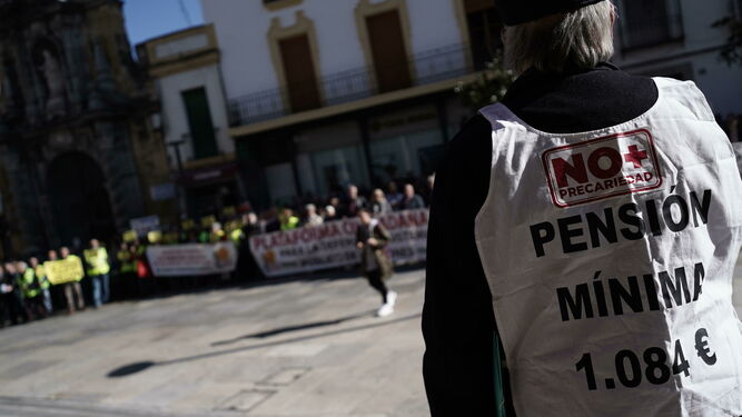 Un momento durante la protesta en el Ayuntamiento de Córdoba.