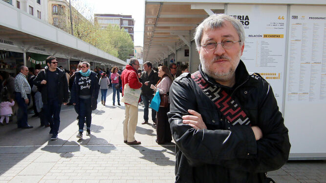 El escritor Jorge Riechmann, en una visita a Córdoba.