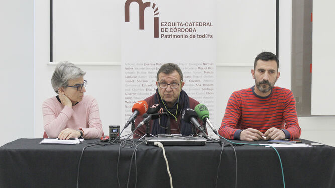 Ana Freixas, Miguel Santiago y David Luna, durante la rueda de prensa.