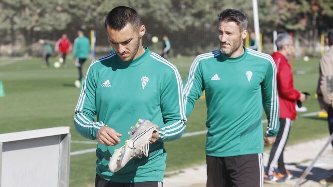Moutinho y Piovaccari se retiran del entrenamiento antes de tiempo.