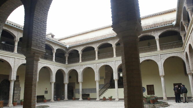 Palacio de Congresos de la calle Torrijos.