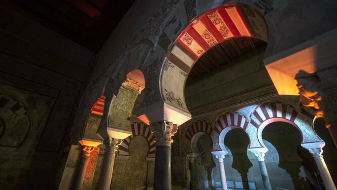 Salón Rico del conjunto arqueológico Medina Azahara, que espera su restauración.