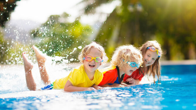 Cómo hacer una 'pool party' con los niños en la terraza o el jardín de casa