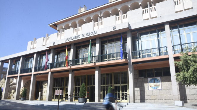 Entrada principal del Ayuntamiento de Córdoba.