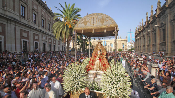 La Virgen de los Reyes en la procesión de cada 15 de agosto.