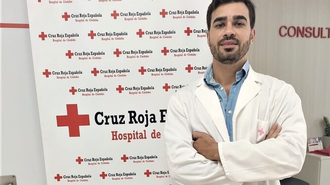 El cirujano torácico del Hospital Cruz Roja Javier González.