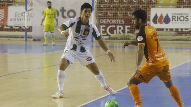 Las fotos del estreno liguero del C&oacute;rdoba Futsal ante el Burela