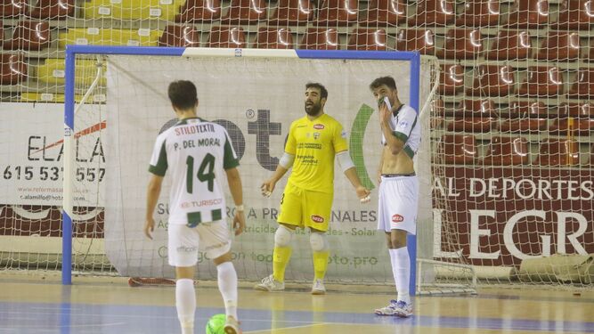 Las fotos del estreno liguero del C&oacute;rdoba Futsal ante el Burela