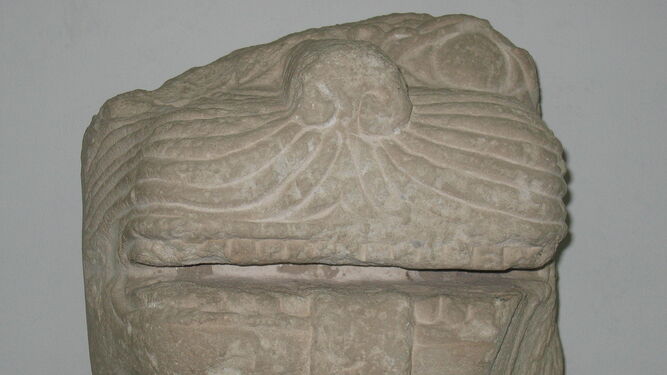 Trozo de cabeza de una leona encontrada en La Rambla y custodiada en el Arqueol&oacute;gico de C&oacute;rdoba.