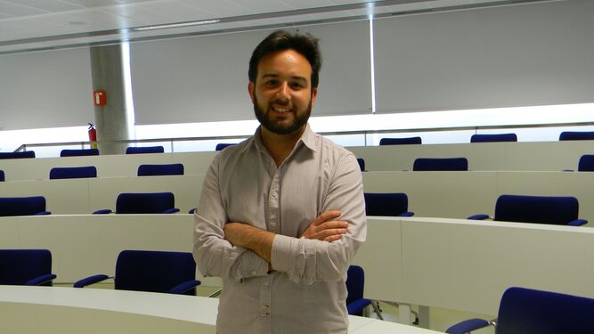 El investigador del Departamento de Psicología de la Universidad Loyola, Alejandro Galvao.
