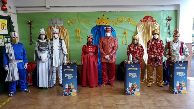 Mensajeros Reales en el colegio Virgen de Araceli.