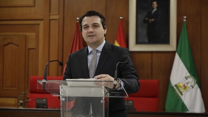El alcalde de Córdoba, José María Bellido, en la presentación de la candidatura de Córdoba.