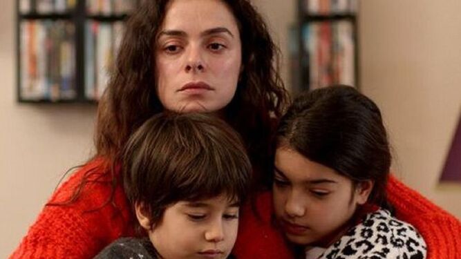 La serie turca 'Mujer', un éxito nocturno en Antena 3