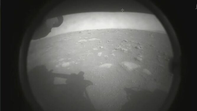 Primera imagen enviada por el rover Perseverance desde Marte