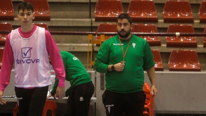 Josan González, en un entrenamiento del Córdoba Futsal en Vista Alegre.
