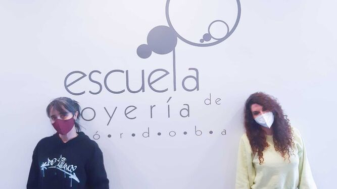 Blanca Sánchez y Silvia García las finalistas de la Escuela de Joyería de Córdoba.