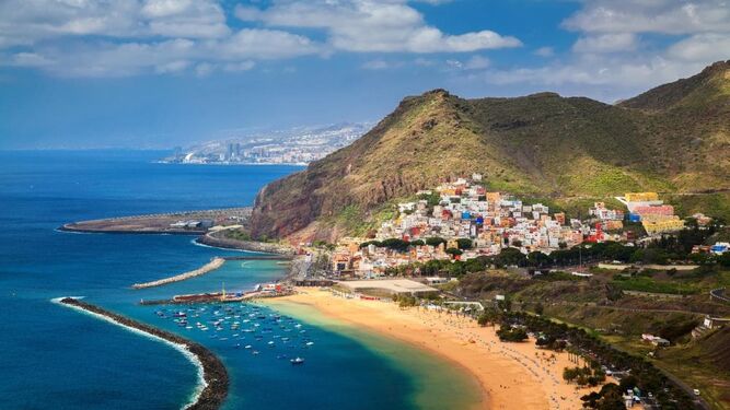 Vista aérea de Tenerife, la isla más elegida por los españoles.