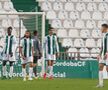 Los jugadores del Córdoba CF, abatidos tras el gol del empate del Real Murcia.