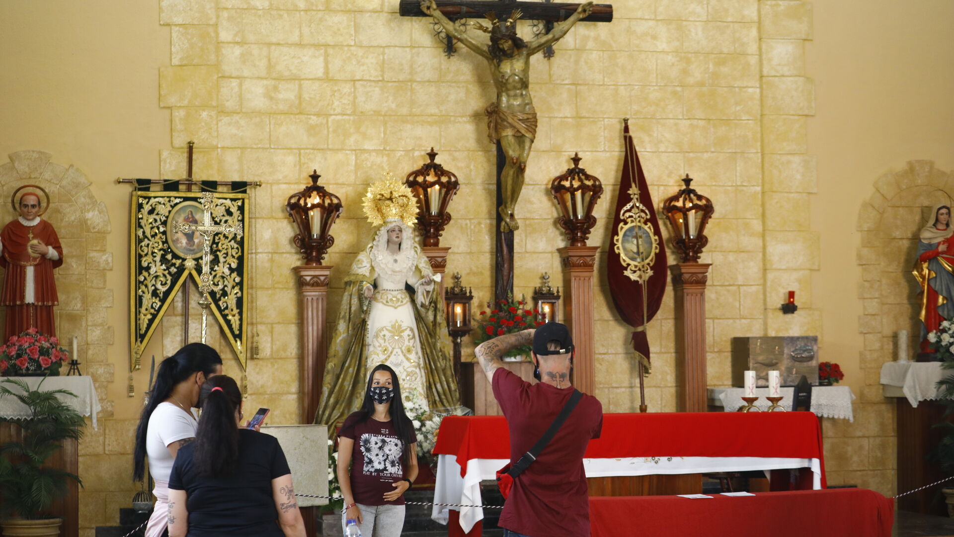 Cristo de la Piedad y Mar&iacute;a Sant&iacute;sima de Vida, Dulzura y Esperanza en la&nbsp;parroquia San Antonio Mar&iacute;a Claret.