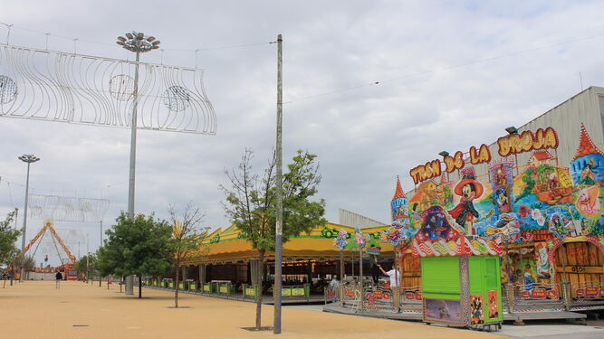 Imagen de una de las zonas donde se ubica la Feria de la Primavera de Lucena.