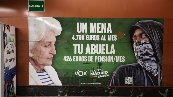 Cartel electoral de Vox en Madrid sobre los 'menas'.