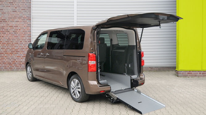 Opel Zafira-e Life: flexible y accesible en silla de ruedas