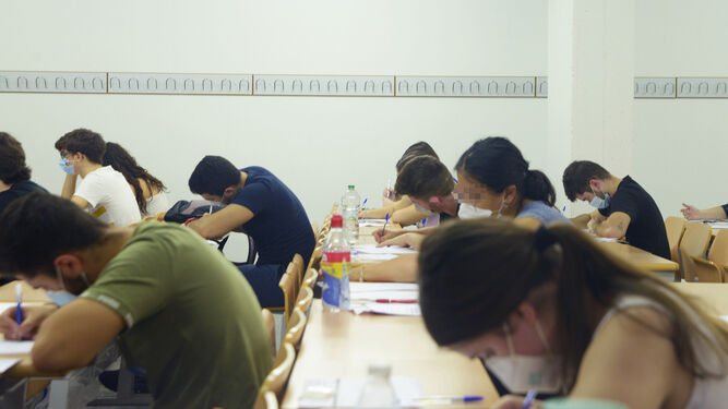 Alumnos durante una de las pruebas de Selectividad
