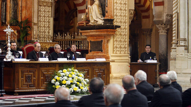Juan José Asenjo durante la apertura de la causa de canonización, en enero de 2010.