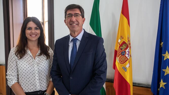 La delegada territorial, Purificación Joyera, junto al vicepresidente de la Junta, Juan Marín.