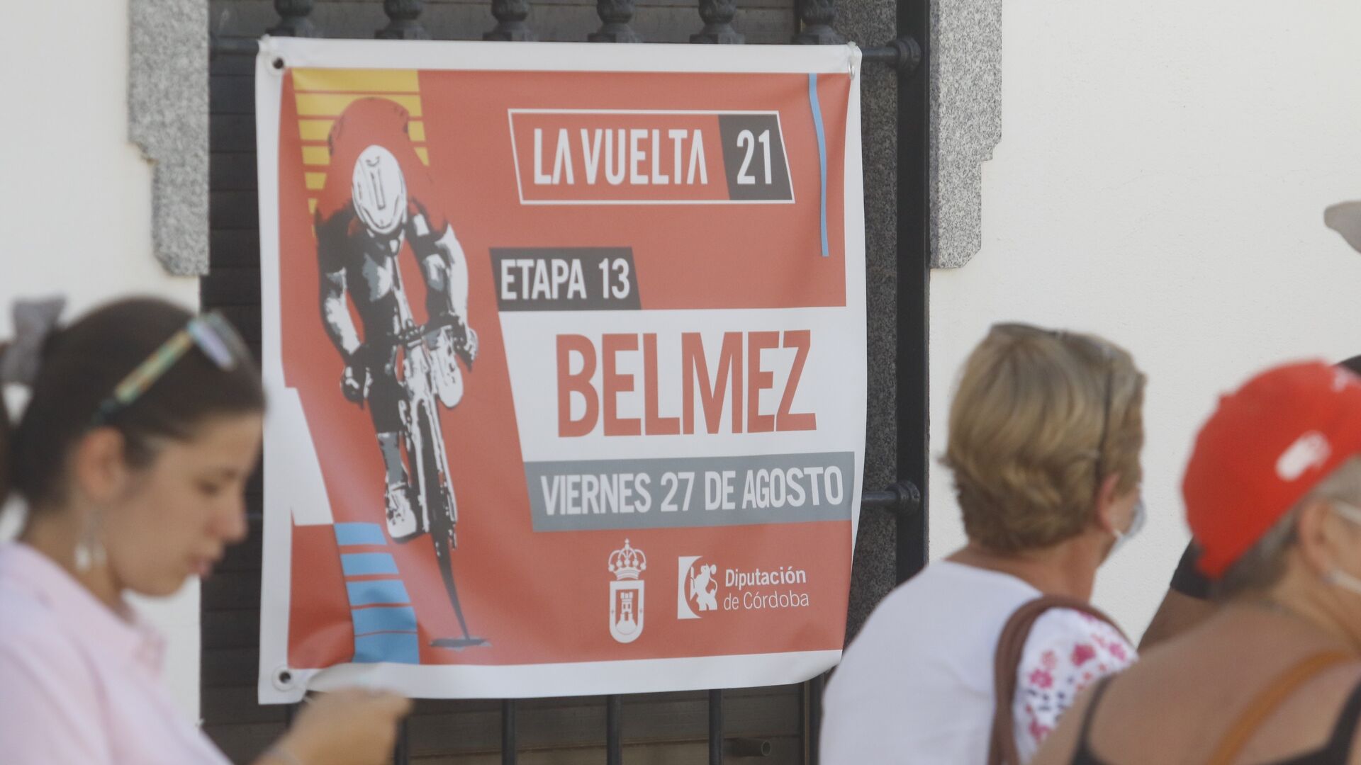 El paso de La Vuelta por Belmez, en im&aacute;genes