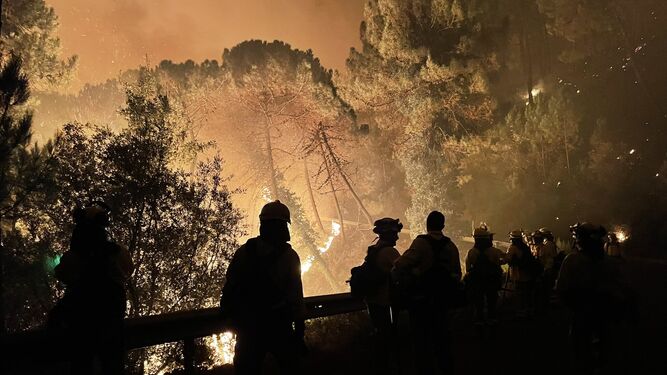 Imagen del incendio que afecta a Sierra Bermeja.