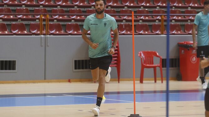 Zequi, en un entrenamiento del Córdoba Futsal.