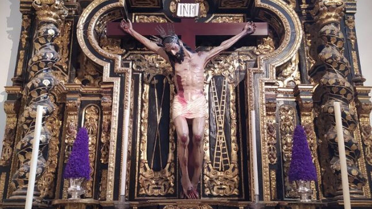 Cristo de Zacatecas en su retablo en Montilla.