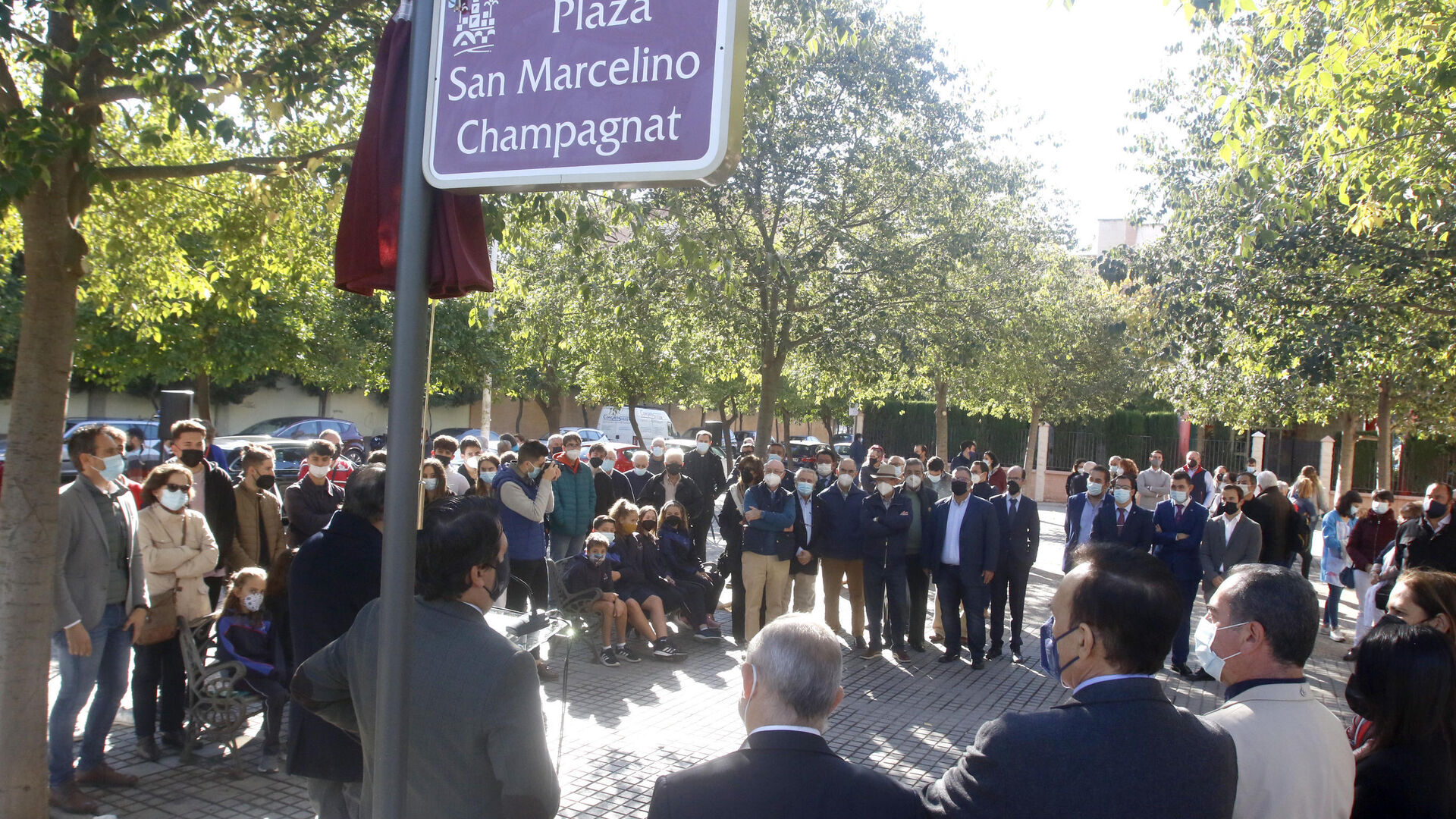 La inauguraci&oacute;n de la Plaza San Marcelino Champagnat en La Fuensanta, en im&aacute;genes