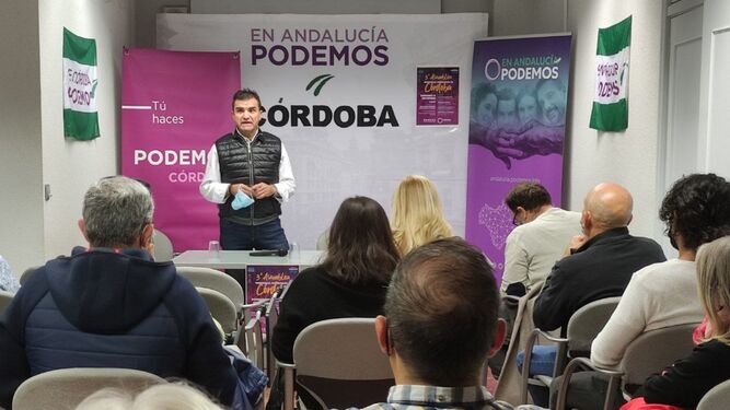 Un momento de la tercera asamblea de Podemos Córdoba.