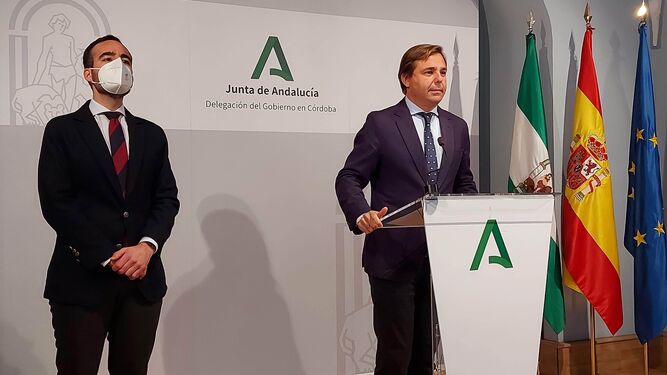 Ángel Herrador y Antonio Repullo presentan las ayudas.