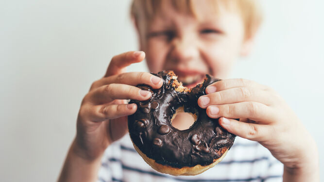 La bollería y los alimentos ultraprocesados, causas de la obesidad infantil.
